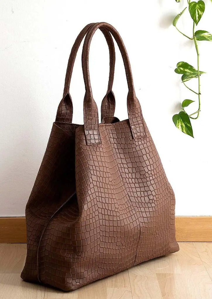 JUAN-JO - Family heritage, beautifully handcrafted in Barcelona