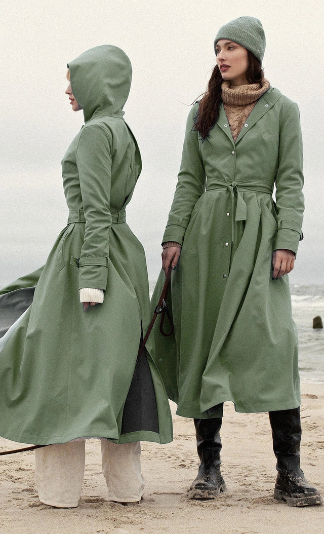 Ducktail Rainwear