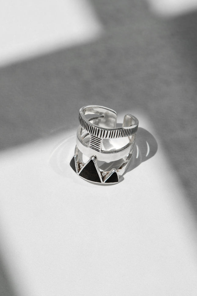 Yelli Jewels | Grey Eben Ring