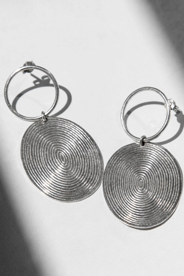 Yelli Jewels | Grey Half Spirals Drop earrings