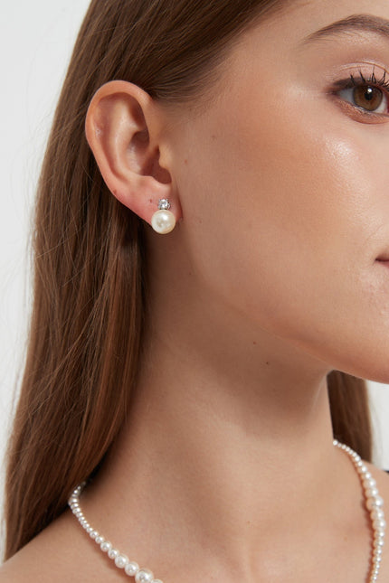 Miss Cecilia | Dianna Classic Pearl Ear Studs