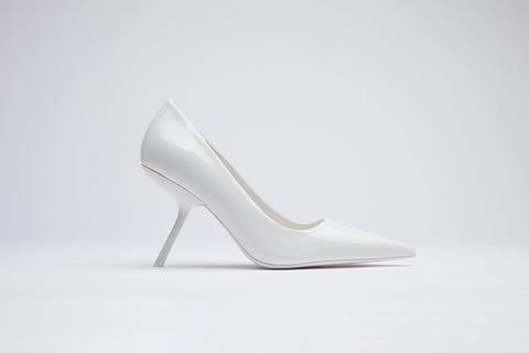 Icy Wong | Czółenka Adessa ze skóry lakierowanej