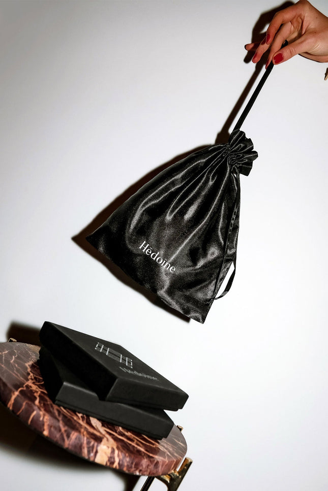 Hēdoïne | The Satin Pouch