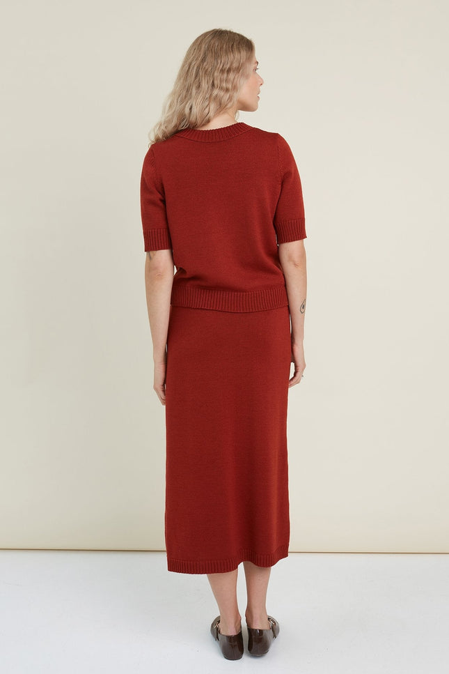 Monala | Knitted Merino Wool Skirt in Rust