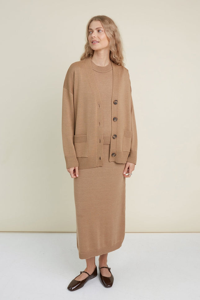 Monala | Button-Up Merino Wool Cardigan in Camel