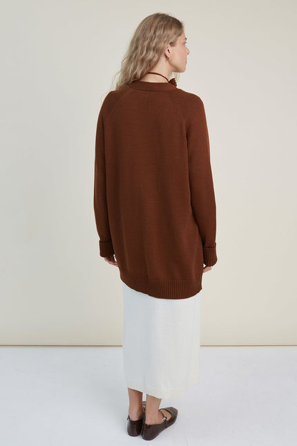 Monala | Knitted Merino Wool Cardigan with Pockets in Chocolate