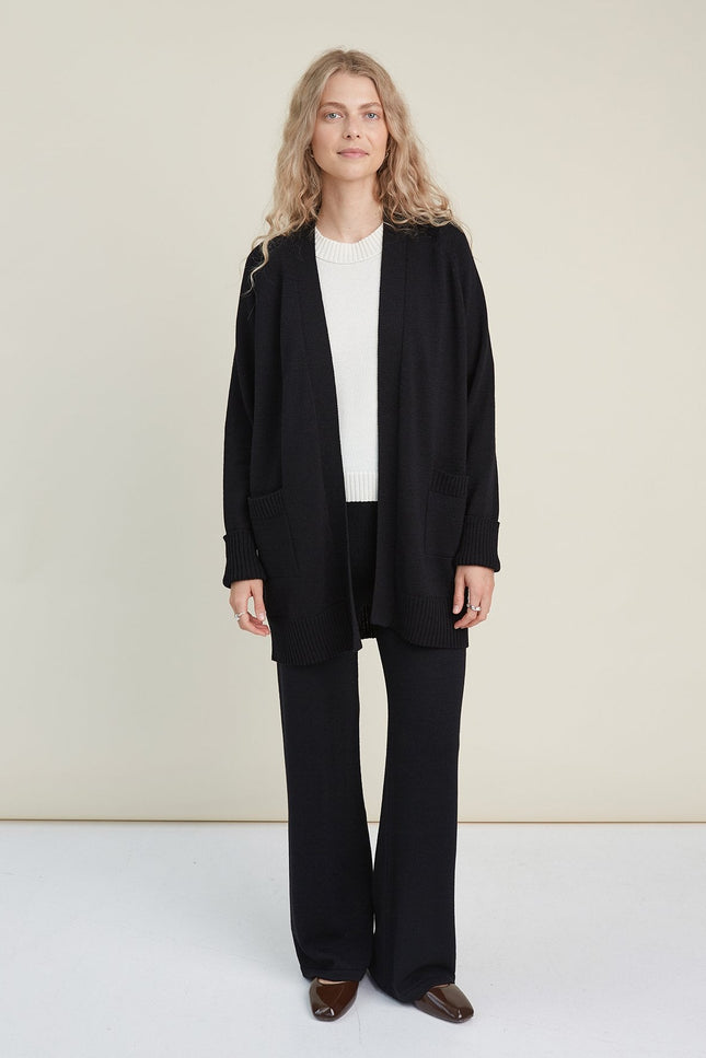 Monala | Knitted Merino Wool Cardigan with Pockets in Black