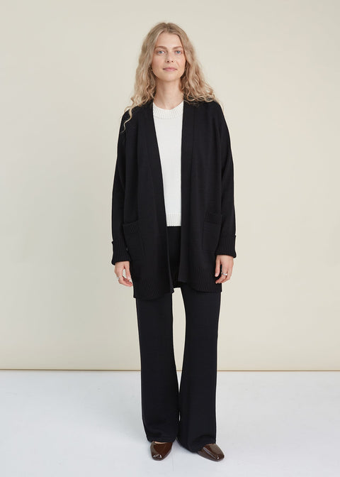 Monala | Knitted Merino Wool Cardigan with Pockets in Black
