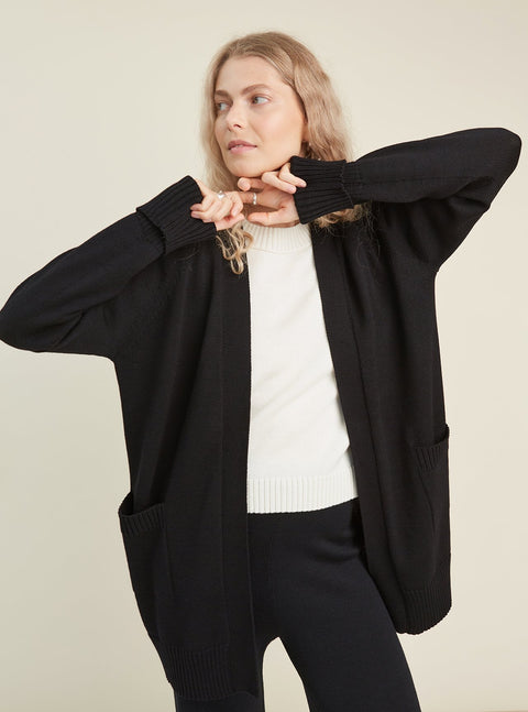 Monala | Knitted Merino Wool Cardigan with Pockets in Chocolate