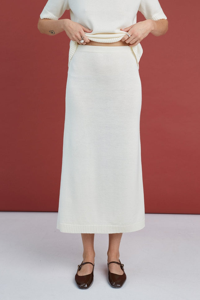 Monala | Knitted Merino Wool Skirt in Camel