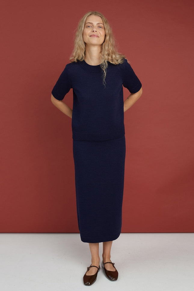 Monala | Knitted Merino Wool Skirt in Rust