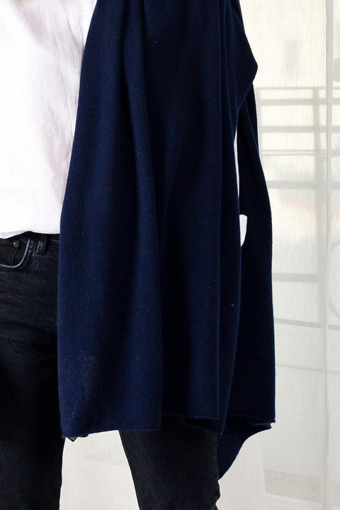 Krista Elsta I Dark blue cashmere scarf KIM