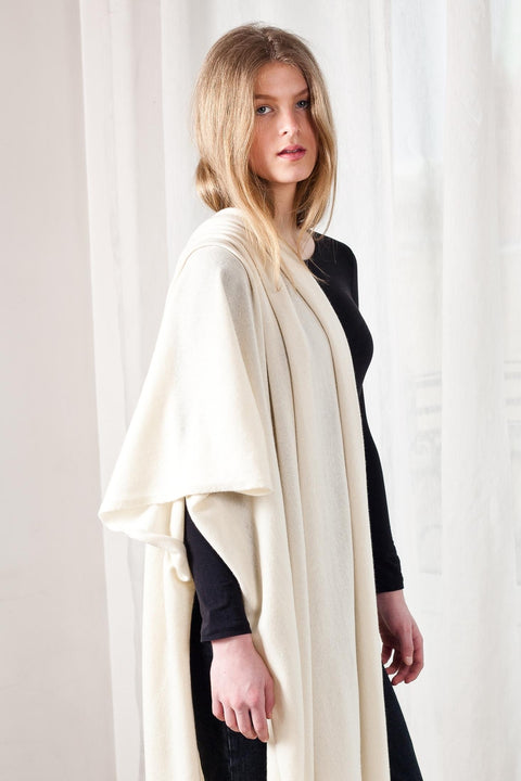 Krista Elsta I Off-white cashmere scarf