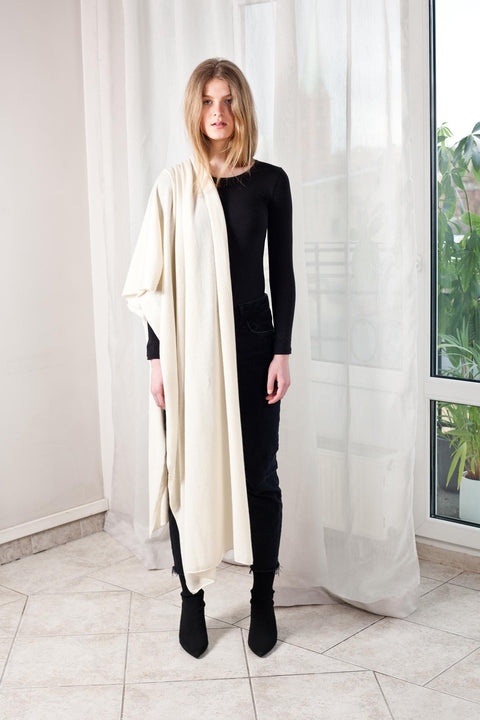 Krista Elsta I Off-white cashmere scarf