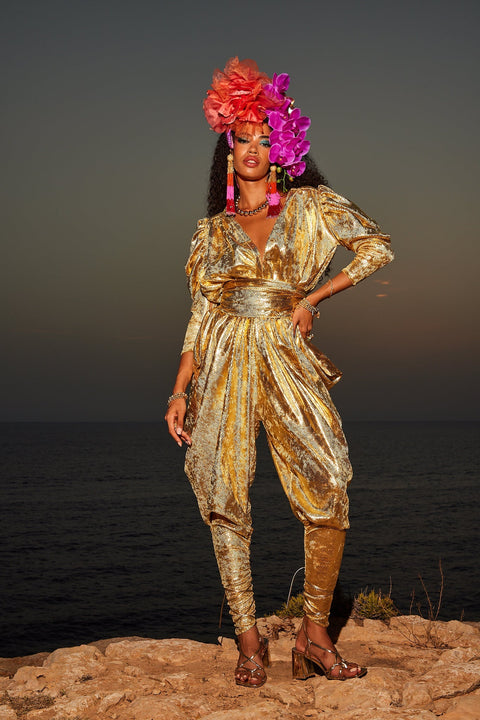 Julia Clancey I Gloria Złoty Kombinezon Wężowy