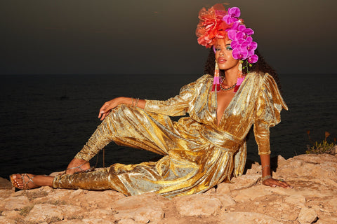 Julia Clancey I Gloria Złoty Kombinezon Wężowy