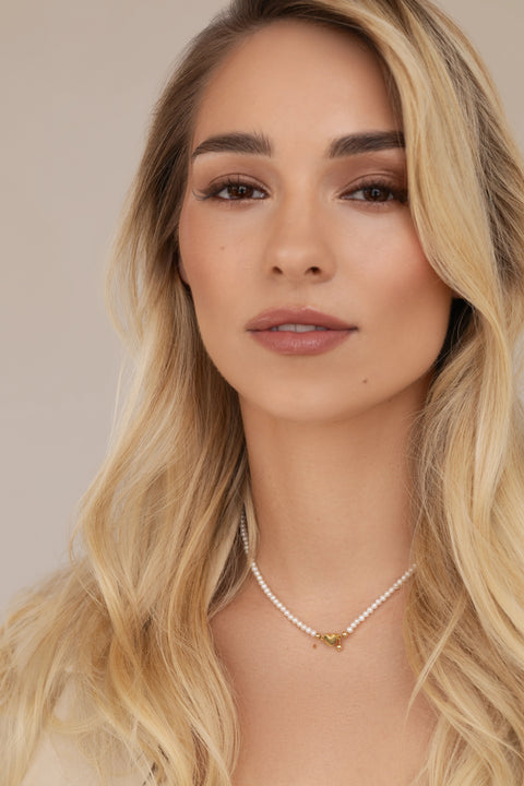 Pas de Marque | Gold-filled freshwater pearl necklace Cœur Aimant