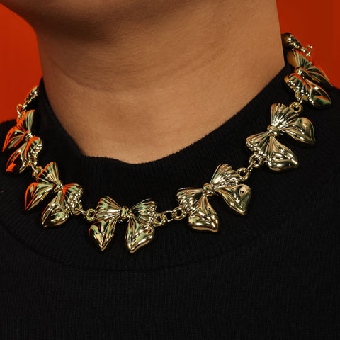Arvino | Petite Bow Necklace