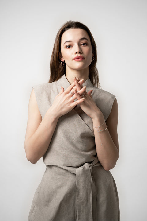 PBG studio | Tying Linen Vest