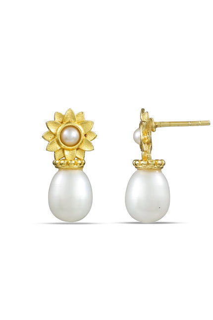 Arvino | Solara Pearl Flower Stud Earrings in 925 Sterling Silver