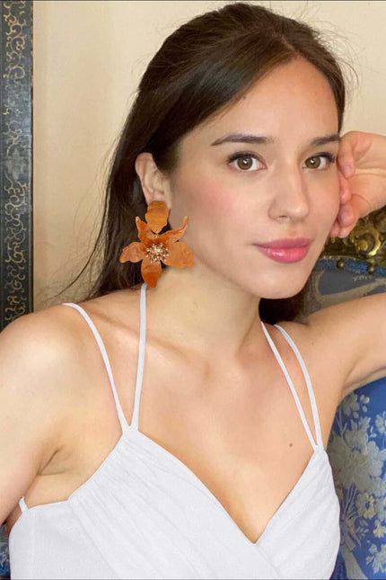Michael Nash Jewelry | Aurelia Caramel Floral Resin Drop Earrings