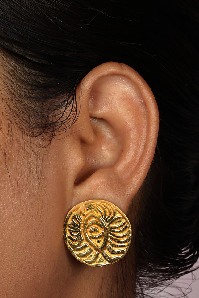 Arvino | Meera Medallion Studs