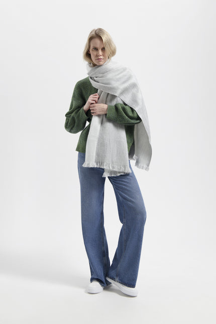 Alpaca Loca | Double Scarf Light Grey / White