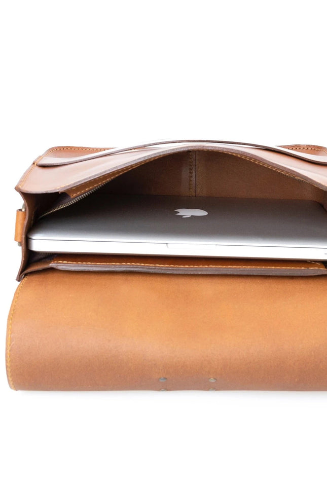 The Dust Company | Shoulder bag Messenger Mod 160 brown