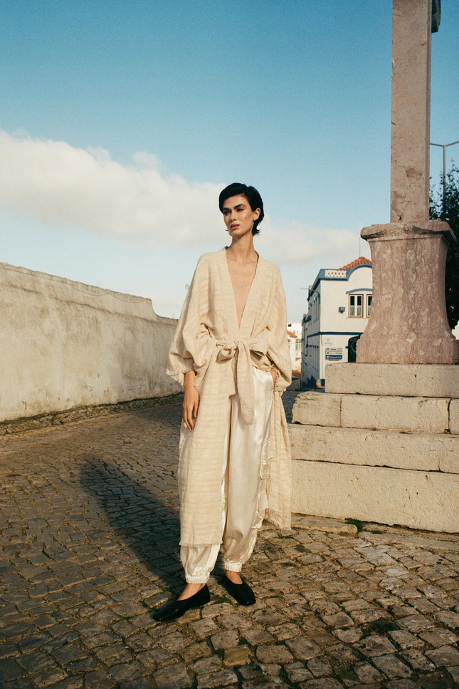 A Perfect Nomad | Kimono Raw