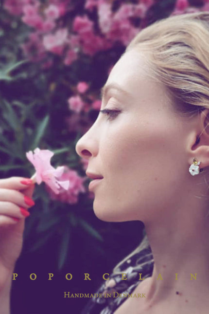 Poporcelain | Strawberry Flower Studs