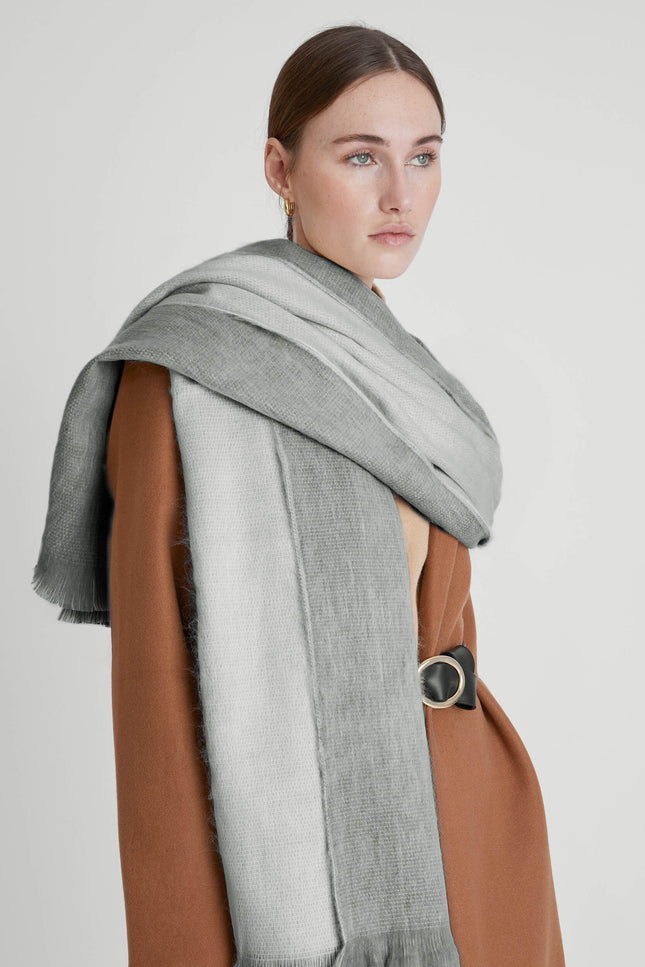 Alpaca Loca | Double Scarf Light Grey / Dark Grey