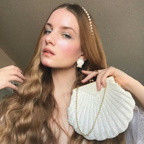 Poporcelain | Clam Shell Clip-On Studs