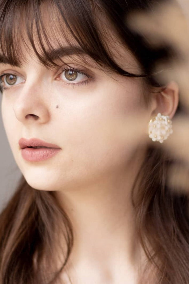 Poporcelain | Daisy Cluster Clip Studs