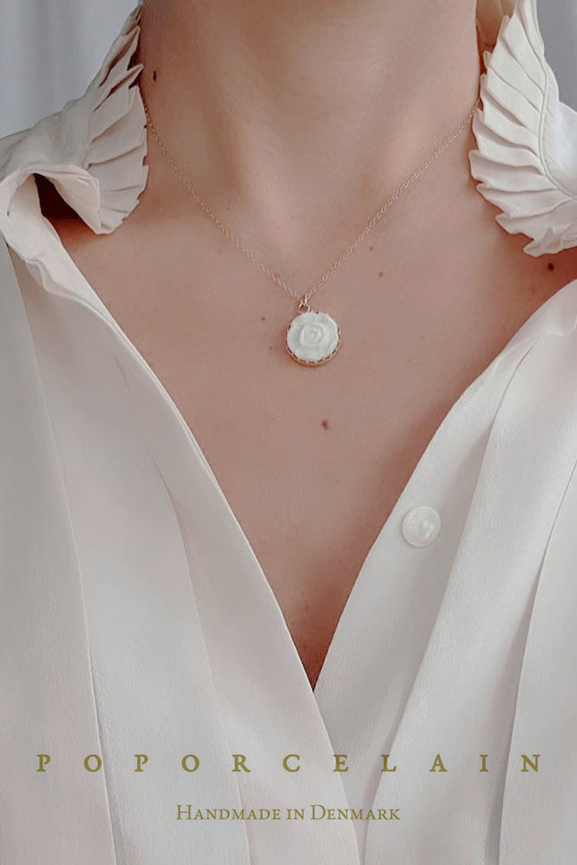 Poporcelain | Moonlight Rose Pendant Necklace