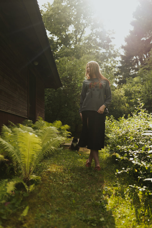 RADADA | BLUZA DZIEWCZYNA Z KWIATOWĄ KORONĄ