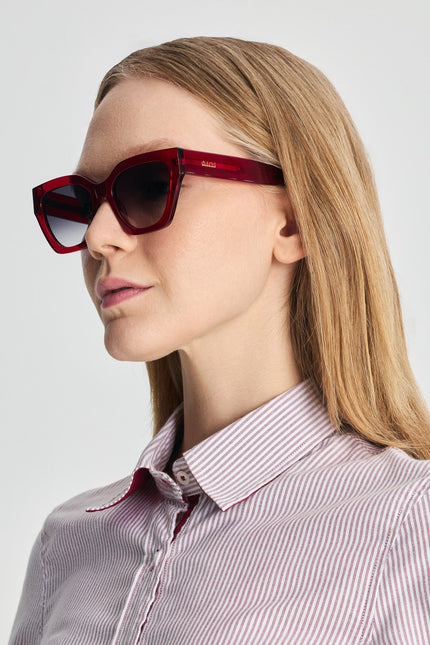 Faos Concept I SKYROS IN CRYSTAL RED WITH SUNSET GREY LENSES