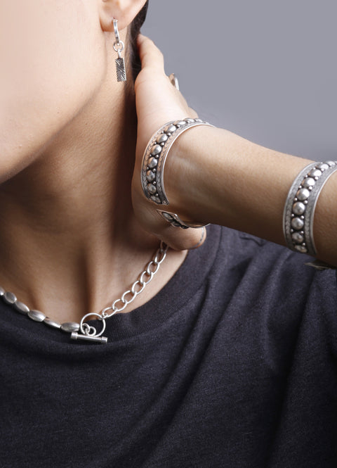 Yelli Jewels | 2-in-1 Pendant Necklace / Hoop earring