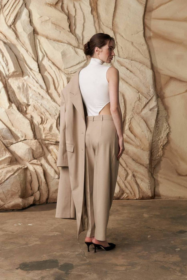Kolosova | Milky Bodysuit With High Necklines