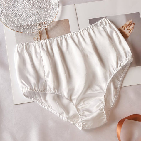 Soft Strokes Silk | Pearl White Float French Cut Panties