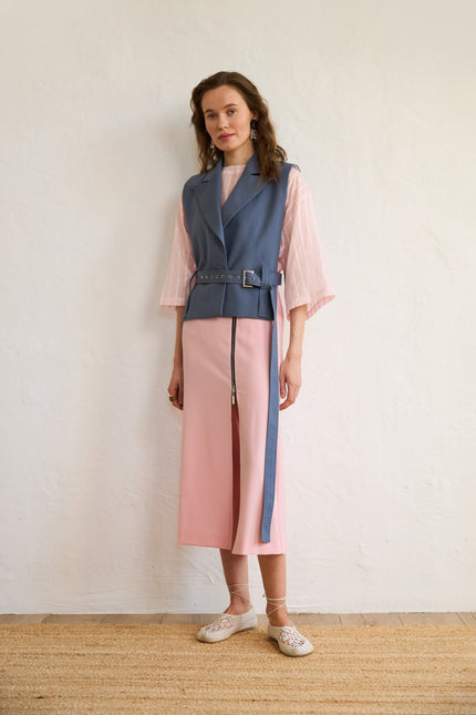 Moment 4. Oversized Pink Cotton Top