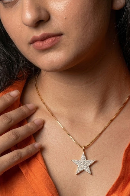 Arvino | Celestial Star Necklace in 92.5 Sterling Silver