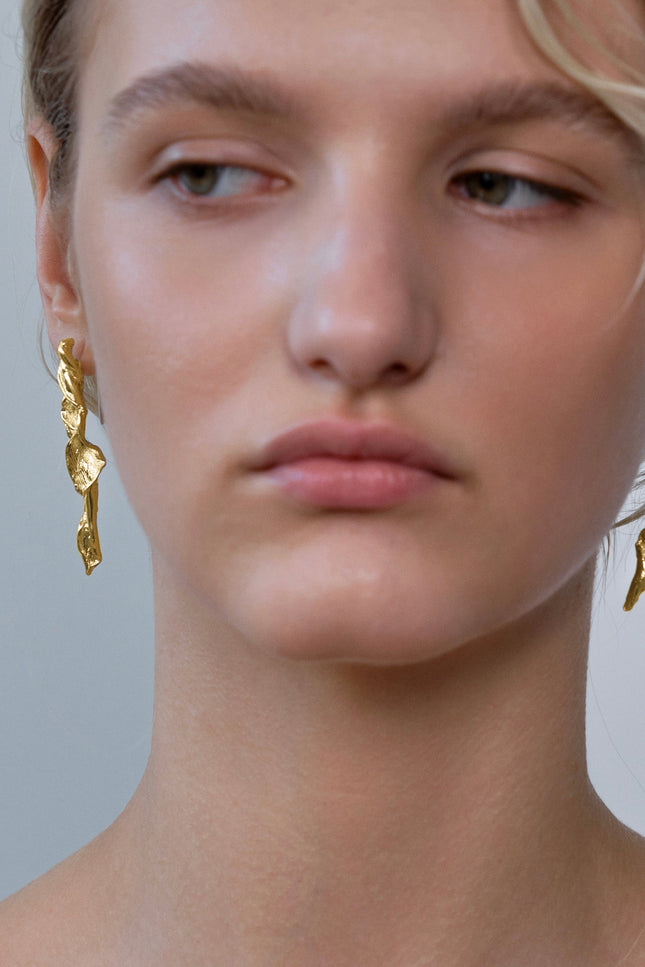 SIMA GINA | Petals Drop Earrings
