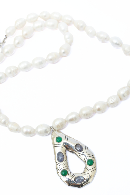 Yelli Jewels | Teardrop Pearl Pendant Necklace