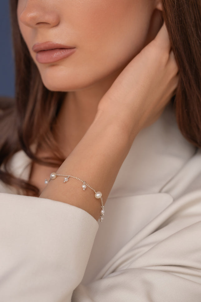 Pas de Marque | 925 sterling silver white freshwater pearl bracelet Constellation
