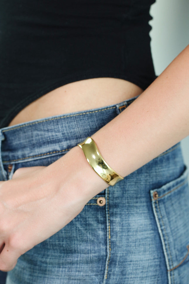 Miss Cecilia | Gold Curve Cuff Bangle