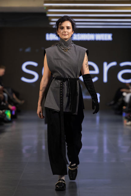 Wide Cropped Wool Trousers with Pleats