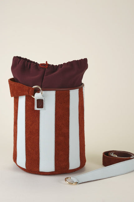 Valonia | Tambour Circus Alba