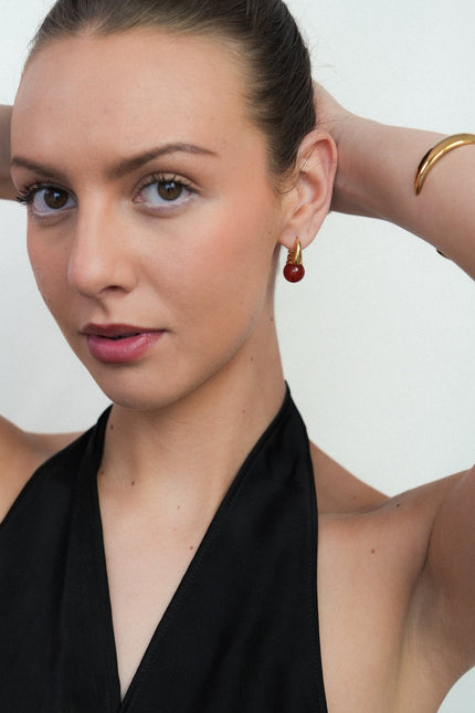 Miss Cecilia | The Sienna Hoops