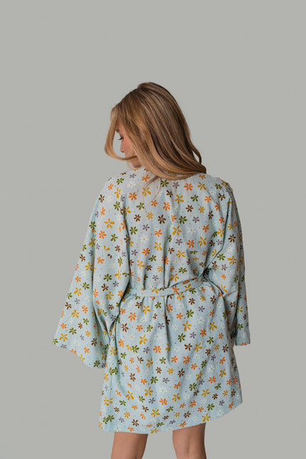 Maoconcept | Błękitne bawełniane kimono w stokrotki