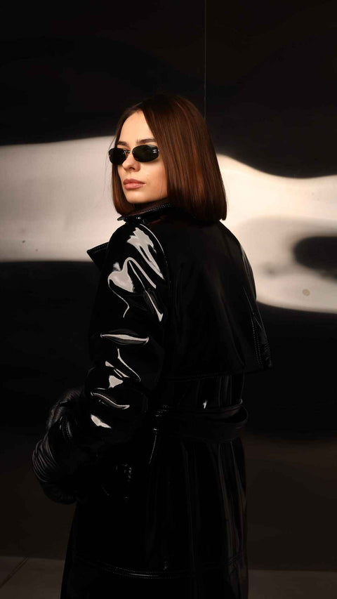 BÚDZIKO | NYC BLACK PATENT LEATHER TRENCH COAT